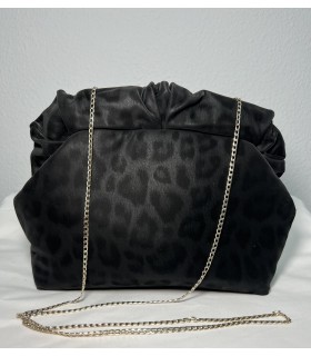 Bolso en leopardo negro