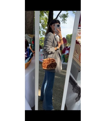 Bolso en terciopelo flocado