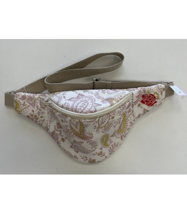 Riñonera con flores